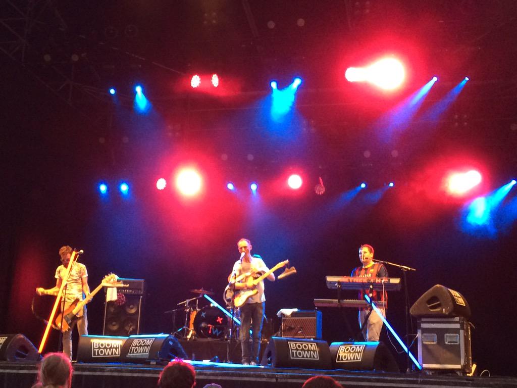 Emilie_vk's tweet photo. Alweer een legendarische show van de mannen van @TeamWilliam op @BoomtownGent! http://t.co/Gn4OvkkrW0