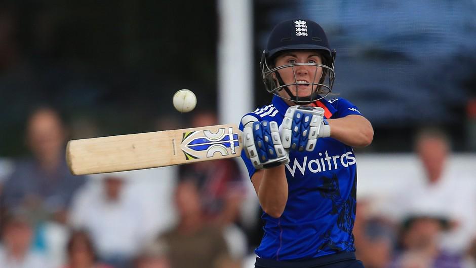 cc_cricket's tweet photo. Well done @natsciver MOTM against Australia. Top innings @ECB_cricket @SurreyLadies @englandcricket @RichSciver http://t.co/klt4kP8ppS