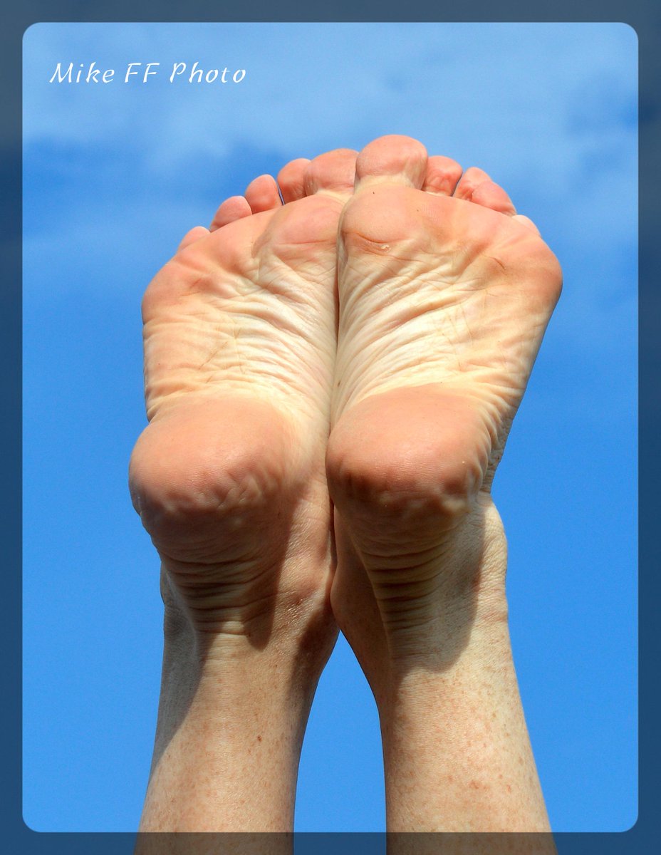 Bridget_feet's tweet photo. Kiss &amp; lick My heels and My soles. Get in touch! #footfetishsession #wrinkledsoles ph. @MikeFFphoto http://t.co/Nt5INh4qEz