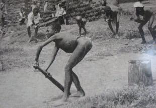 gradecricketer's tweet photo. "Edge coming here lads." http://t.co/IAX1LlNkQV