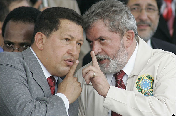 rosangela_bolze's tweet photo. TRABALHANDO #foradomundo PERDI O FUNERAL DO #Lula????? OU CONTINUA ALMA PENADA, JUNTO COM #DilmaBandida???? http://t.co/tkOaxCCDmW