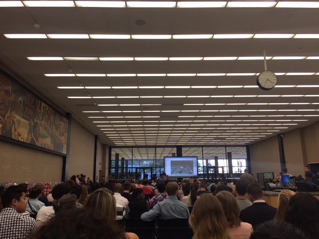 g12aceLee's tweet image. Packed house at #MLKlibrary for the women in tech edition @dctechmeetup #dctech