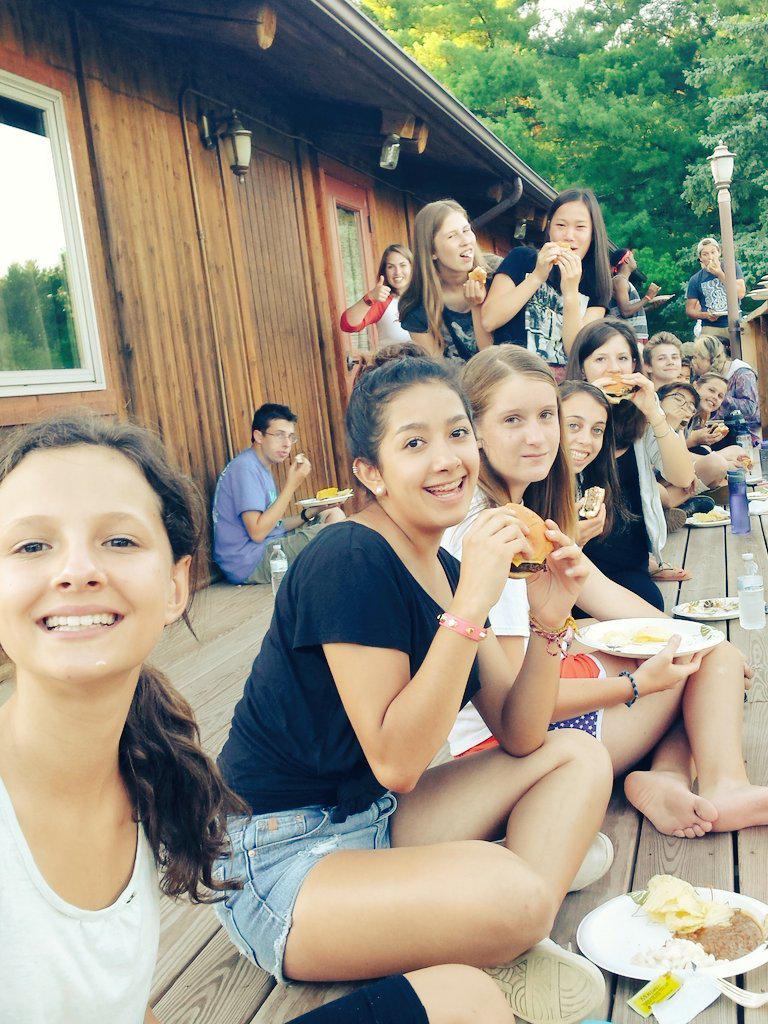 CampUWP's tweet photo. Gettin our burgers on. Mmm. Summertime and the livins easy. 
#campupwithpeople 
#summertime http://t.co/2LAolP7QwY