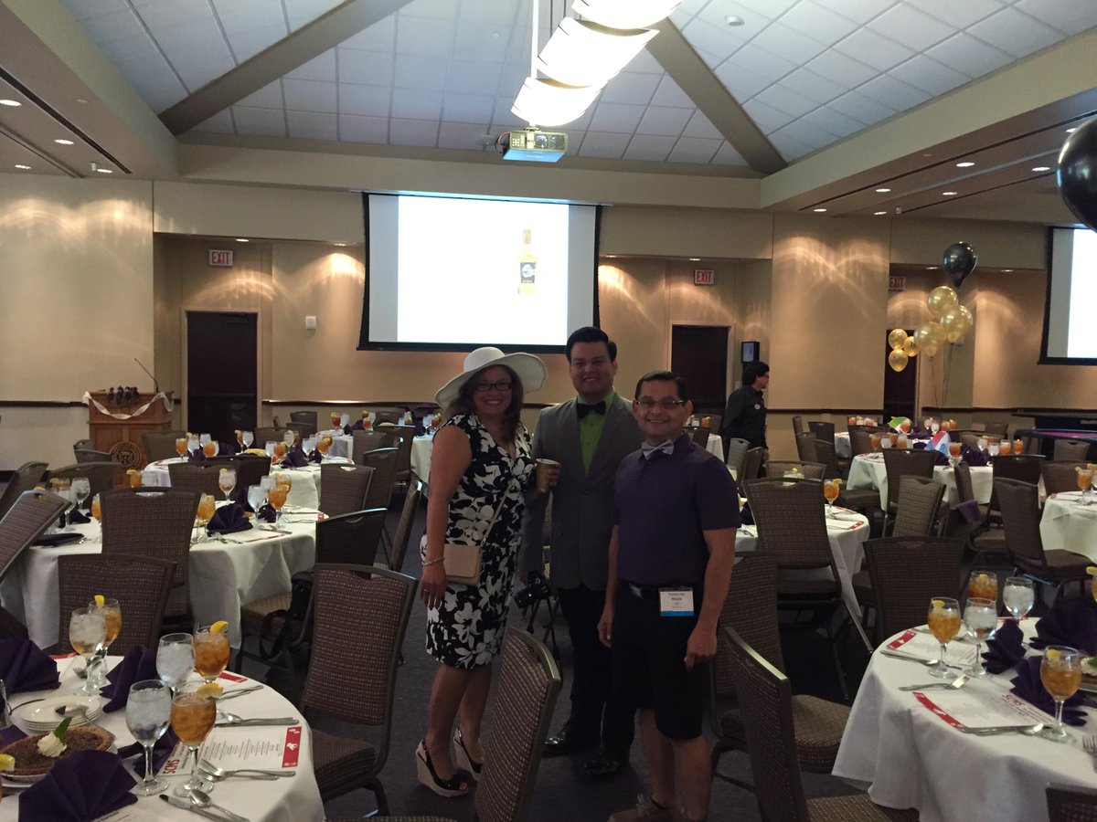 travisll's tweet photo. #2015SCMS Kentucky Derby http://t.co/dQZJAhhxQd