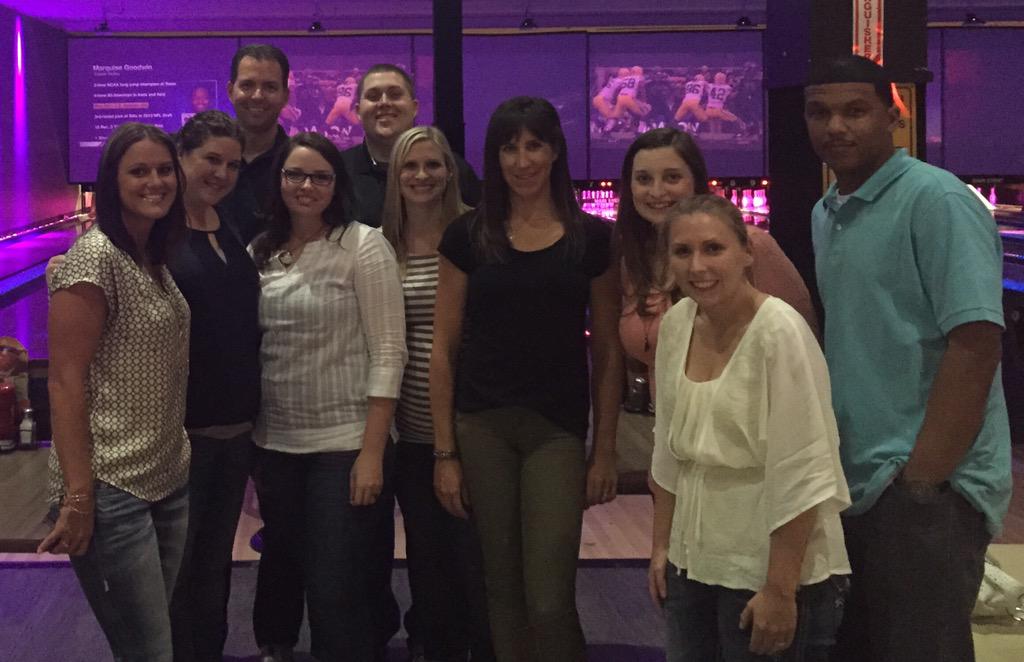 HaleyTgt's tweet photo. #D321ObviouslyAmazing=Bowling where 8's and 9's are as good as 10's! @GarySmouse @Tom_Troller @CarlyGawlik http://t.co/MDMzbS7lkA