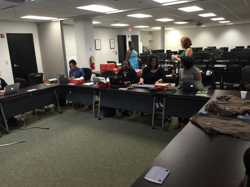 Patricia8cloud's tweet photo. Thanks #girlygeeksatlanta and #greenskycredit for hosting our #SummerOfTrailhead workshop! http://t.co/jdvK59cwF7