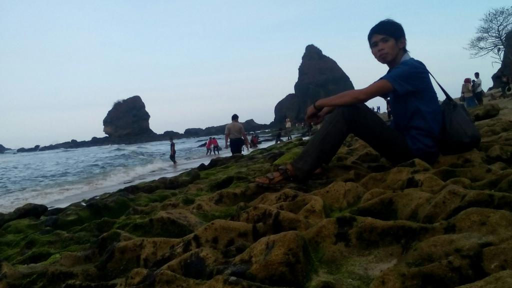 Junaedie17's tweet photo. Tanjung papuma,jember http://t.co/hzbtoWD2Ox