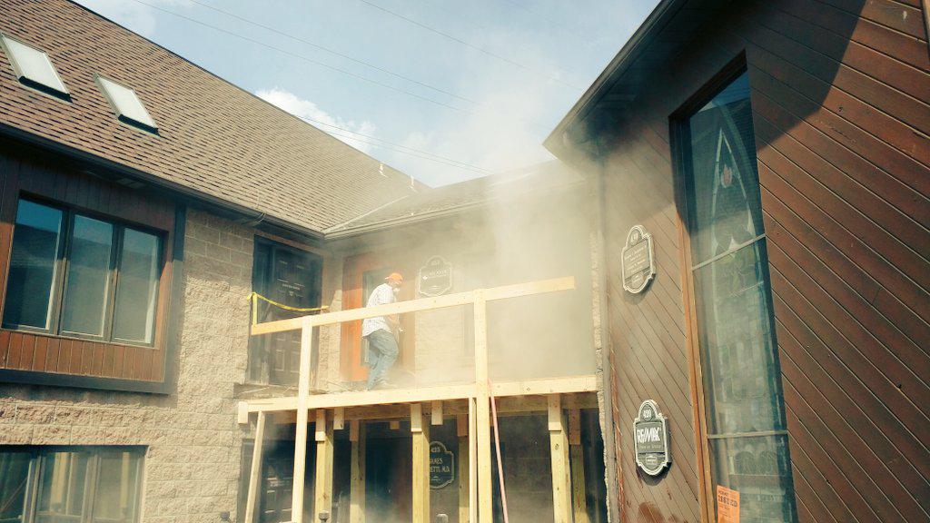 AdamHoppel's tweet photo. Finished first walkway replacement @summerfieldcom.  Demo to new pad in 4 days. New railing &amp; doors next! http://t.co/CNI601kw93
