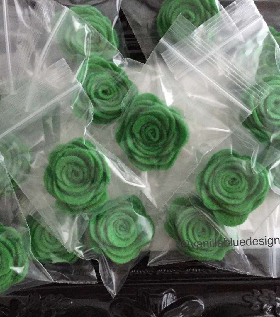 I ordered these for my team..can't wait to wear them..go green!!