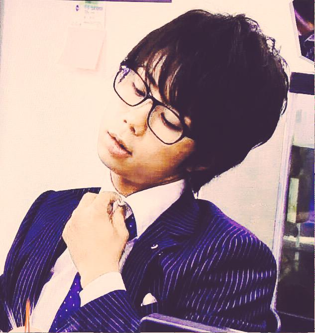 loVe__xxx_m's tweet photo. 新

『   先輩 ..  勃起 してますよ  ?

入

      左右 / 炉留 / 行為依存 / DM / 豆

社

       溜まってるなら  抜きましょうか 』

員

#RTくれたnrさんbotさんフォローする http://t.co/I3WilKXC8W