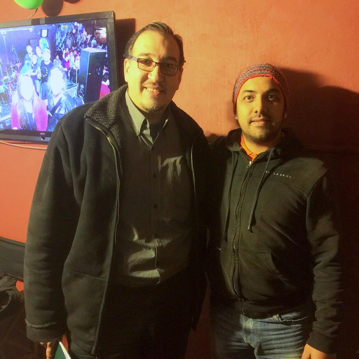 Rockandrolla tweet media