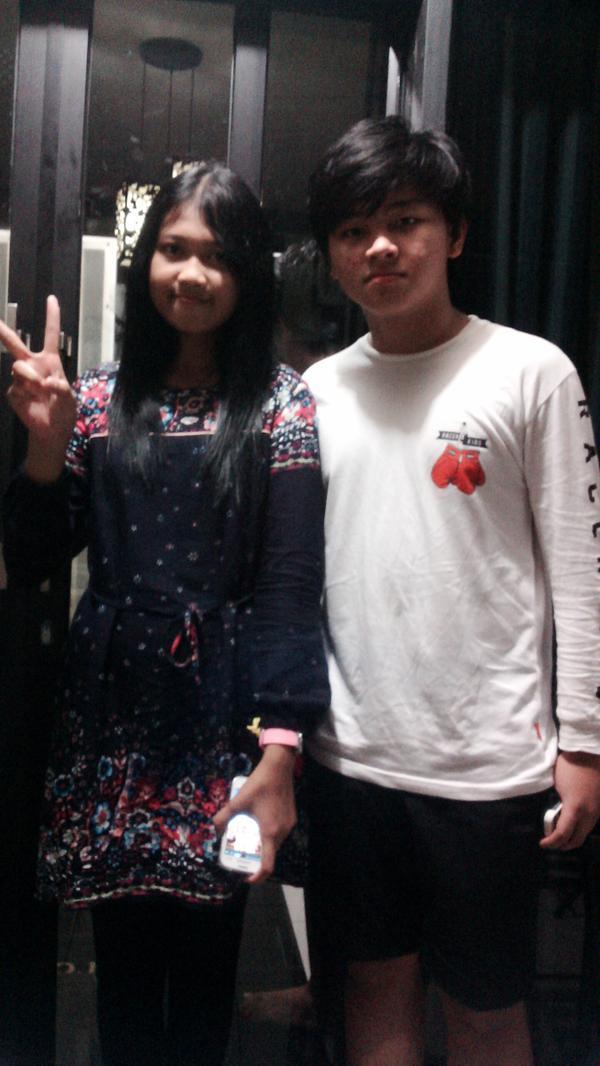 OFCcoboyjr's tweet photo. Jerawatnyaaa ♥♥♥ @AlvaroMaldini1 http://t.co/Y248uGeSVB