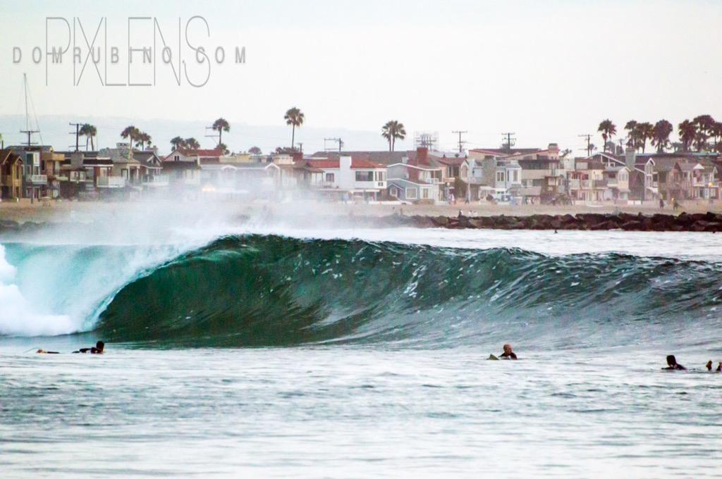 pixlens's tweet photo. #dolores hit #Newport #Newportbeach #wave #waves #beach #ca #oc #surf #surfing #nikon http://t.co/gd5kffXGcA