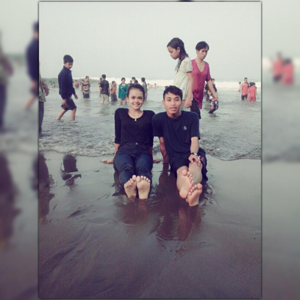 Diaan_DPS's tweet photo. Beach😍 http://t.co/JNNsejPugy