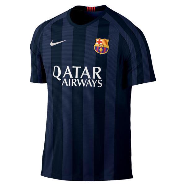 Rainitto's tweet photo. -

كل واحد أجمل الثاني .. للأسف ملينا من أطقم نايك و مصممين نايك 👎🏼 http://t.co/FHBN8TePXi