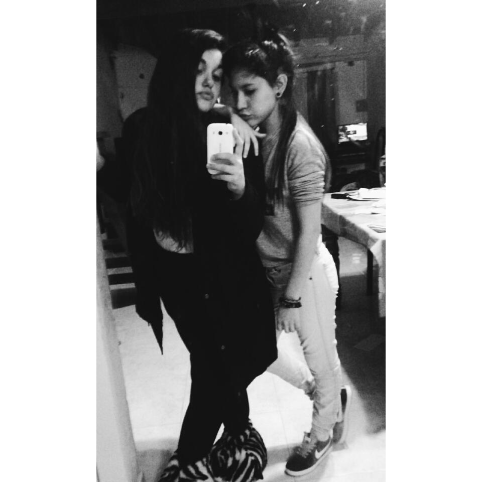 MicaelaSrzz's tweet image. que pases una hermosa noche y unos re hermosos dias amiga , disfruta fea, te amo opi de la amiga 💕👭👏#FuntimeJulio2015