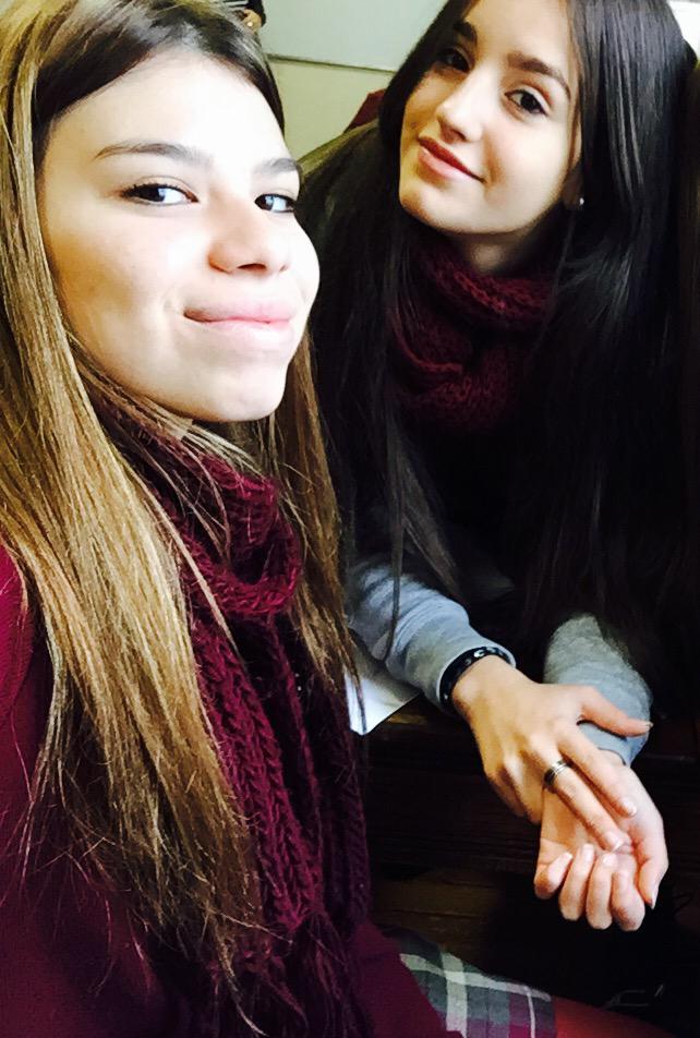 Valentijeras's tweet image. Felices 15 amis. Disfrutenlo mil y diviértanse mucho 💘 las amo 💘 @GattiCamila @rochiaguus  #FunTimeJulio2015