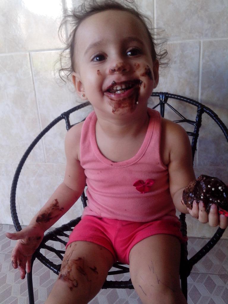 Hunter_Delicius's tweet photo. Sei que as vezes as coisas parecem não ter solução mais quando olho pra você! Lembro que tudo e possível👼👑💝 http://t.co/MikZzad7k5