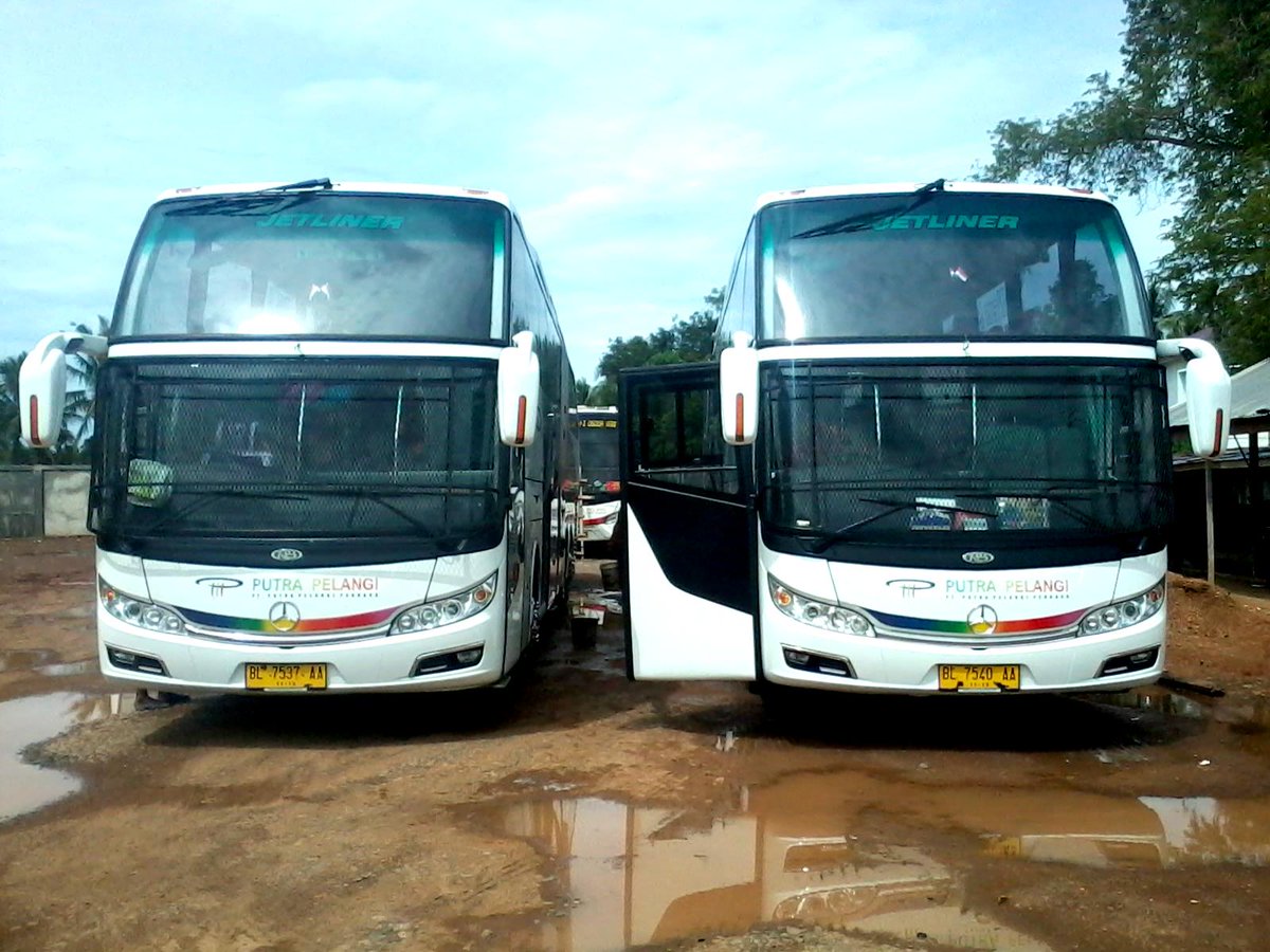 sijojoe93's tweet photo. DUO JETLI | Pool PPP BNA | @SukaFotoBis @PelangiPerkasa @BMC_JR @BismaniaKaskus http://t.co/tpAQvwtEmp