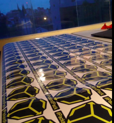 Pack_and_Pack's tweet photo. Listos los #STICKERS para todos los #CAMPUSEROS #CPMX6 #PackandPack #Startup #Mexico http://t.co/qAWvuUKZKT