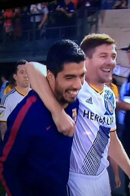 FT : Abang #Gerrard (1) - (2) <a href="/LuisSuarez9/">Luis Suárez</a> #YNWA
