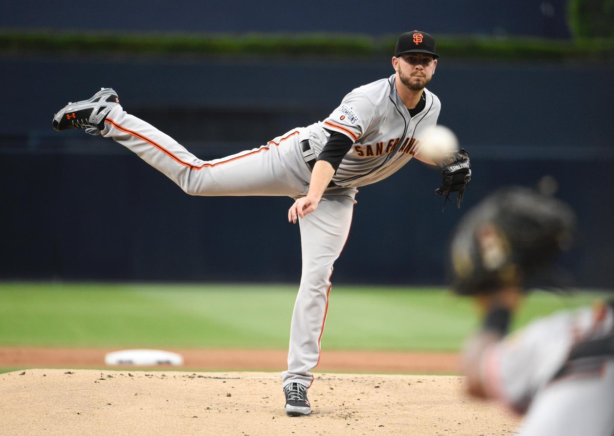 SportsCenter's tweet photo. Chris Heston allows just 1 hit over 7.1 IP as Giants beat Padres, 9-3. Hector Sanchez hits grand slam in the win. http://t.co/fyATWsRt9I
