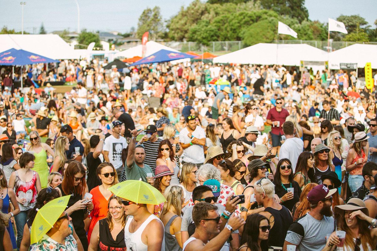 Reminiscing on the inaugural <a href="/_OnTheLawn_/">On The Lawn</a> ...seriously can't wait for the 7th of Jan 2016!