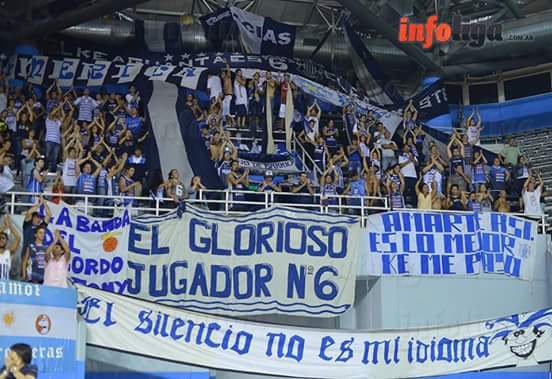 Lucas_alba6's tweet photo. #LaGloriosaN6 #LosTinteros #QuilmesTrapoFacil #PresoDeTuAmor http://t.co/oKntjoIcBC