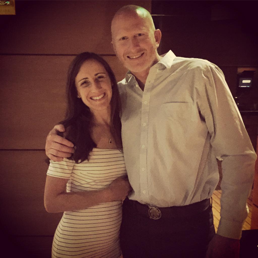 davidmchenry13's tweet photo. There hasn't been a party like this for 31 years! Congrats @ShannonRowbury on your 1500m American Record! @OregonPJT http://t.co/E0trcC8x8X