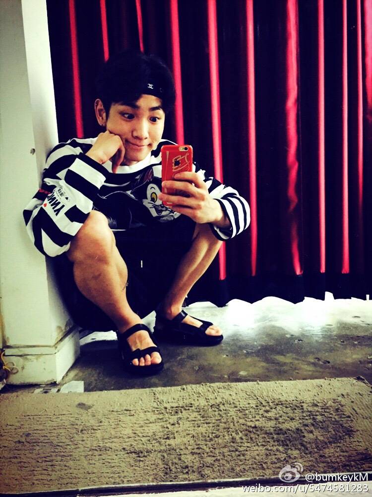 MyanmarShawols's tweet image. [TRANS] 150722 Key IG Updates 
#1Mousehole
#2Yes, really?.... #KeysKnowHow

Key Weibo Updates: Mousehole
Cr-thaluuu