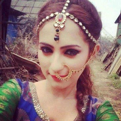 WidiyaRy's tweet photo. Hi..You are so beautiful @LavinaTandon I'm waiting for you comes to Indonesia! http://t.co/FojaQ8zX6k