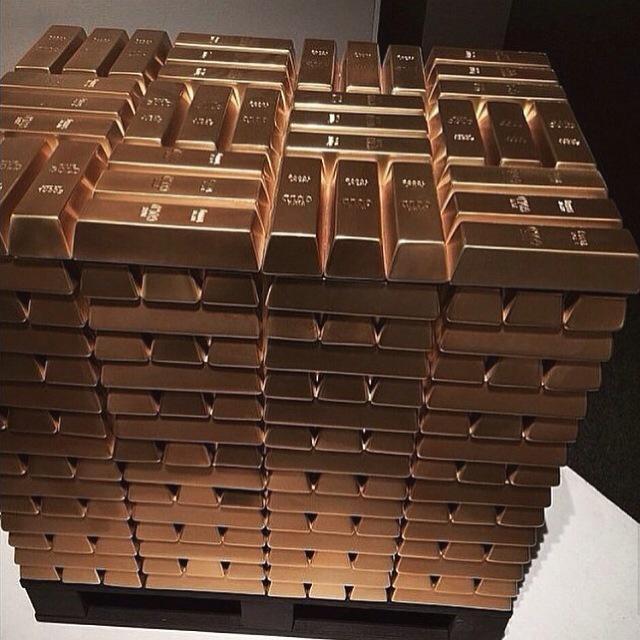 issazofficial's tweet photo. An appetite for gold bars. http://t.co/4nFBtHIx5r