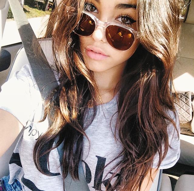 MagicWorldRPG's tweet image. June Anderson, prise.