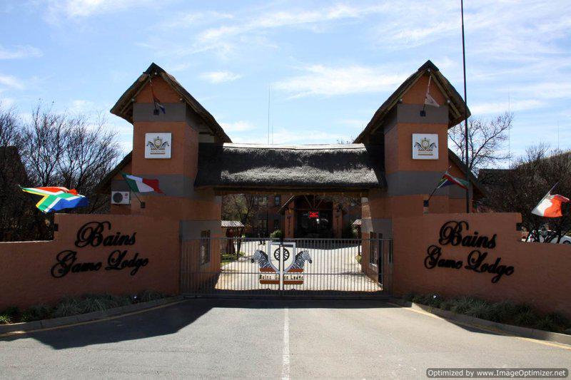 TembaTravel's tweet photo. Places of Southern Africa (1177-1178): Bains Game Lodge (Bloemfontein, South Africa) http://t.co/qDrd02hCub