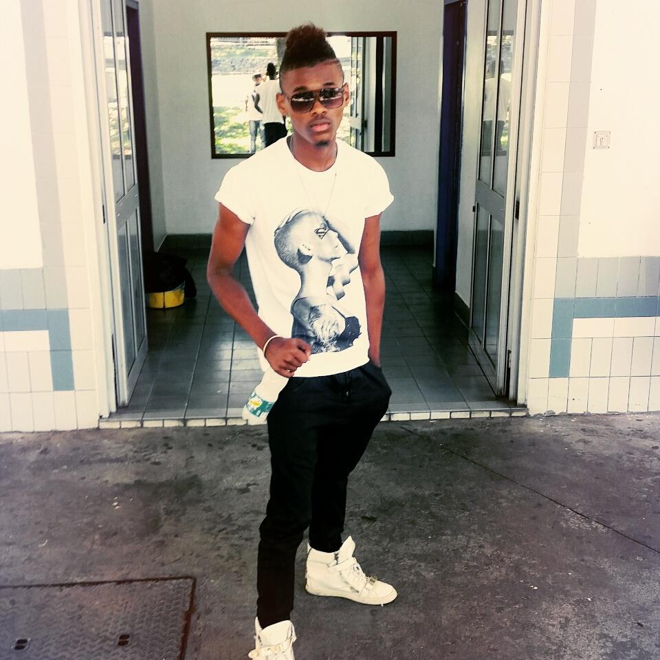 BoyMix4's tweet image. Bogossiter_en_Place_sexualiter_en marche