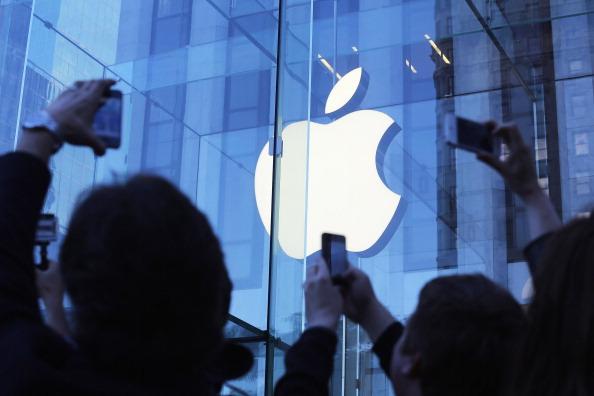 CNBCi's tweet photo. Were Apple earnings really all that bad? http://t.co/2fvEW6gpMA #SquawkBoxLive $APPL http://t.co/IfPRvGyQa3