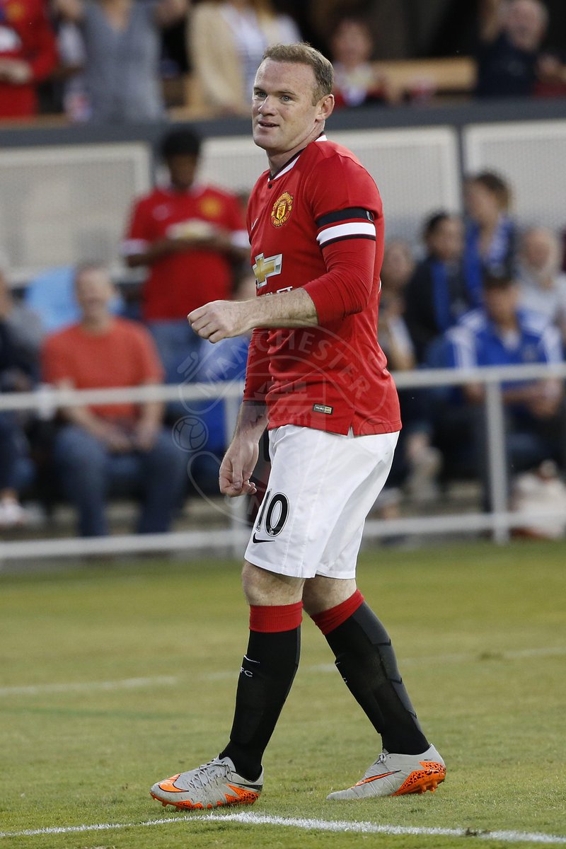 ManUtd's tweet photo. Win Wayne Rooney's match-worn shirt from the game against San Jose Earthquakes. Enter here: http://t.co/pbbd0GLTu8 http://t.co/es8L4ROiCU