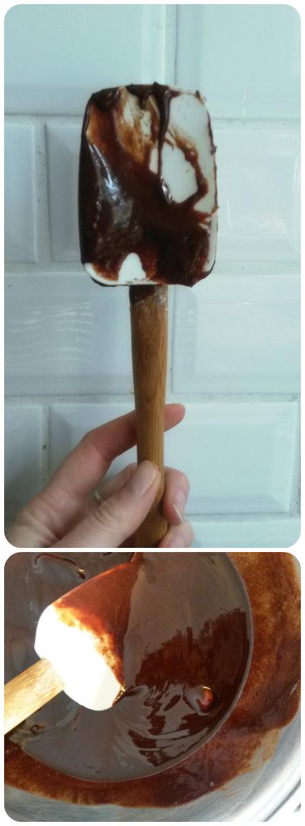 huisvroujana's tweet image. To lick or not to lick. #biggestchallenge #LINDTCreateOff #FreshLivingFoodies @Fresh_Living @ankeroux @LindtSA