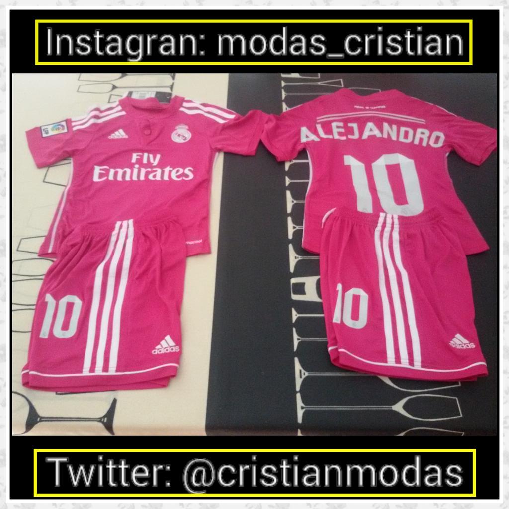 cristianmodas's tweet photo. Entregadas 2 equipaciónes Real Madrid al cliente 👍👕 http://t.co/rdbDqMzE5p