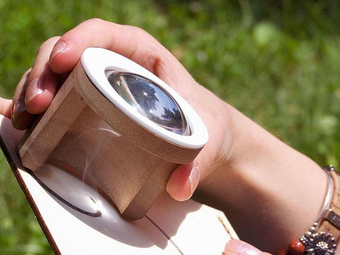 This Beautiful Lens Lets You Draw With The Sun Uoooohh!!! That's amazing! kickstarter.com/projects/mauma…