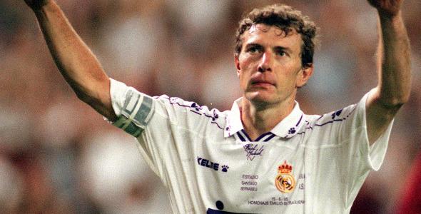 Happy birthday Emilio Butragueño, legend of Madrid who was a member of that famous Quinta del Buitre from the 80\s 