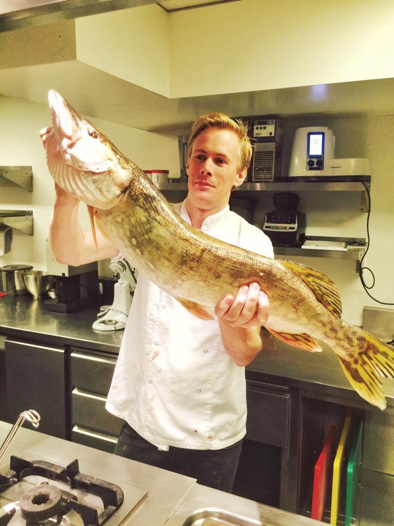 TFCadam's tweet photo. Tres Bien! #brochet #pike #fish #culinary #amsterdam #chefstalk #chef #snoek #makeithot @J3f85 http://t.co/SBHUto2Izf