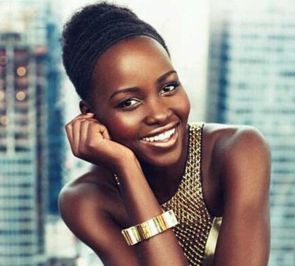 elenitagf's tweet photo. "Because it's your smile which makes you charming"http://t.co/gIT5L5guUP http://t.co/IrDr8Y916m