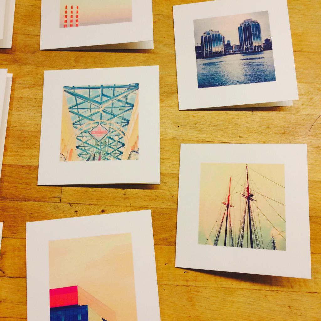 haligrams's tweet image. Rainy days are great for letter-writing! Haligrams are also great for letter-writing! All you need now are Haligrams!