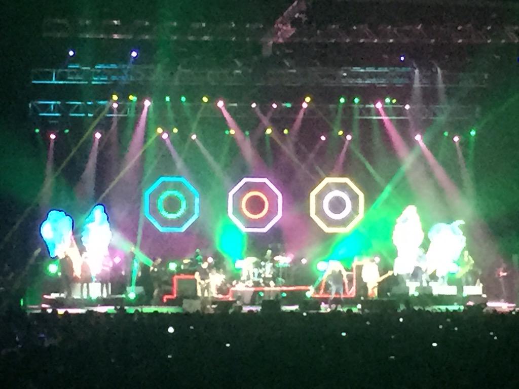 Nastasia (@starofsorts) on Twitter photo #blur total magic - thank you for an awesome show! <a href="/Damonalbarn/">Damon Albarn</a> <a href="/TheAlexJames/">Alex James fans</a> <a href="/grahamcoxon/">graham coxon</a> <a href="/DaveRowntree/">Dave Rowntree</a> #blur total magic - thank you for an awesome show! <a href="/Damonalbarn/">Damon Albarn</a> <a href="/TheAlexJames/">Alex James fans</a> <a href="/grahamcoxon/">graham coxon</a> <a href="/DaveRowntree/">Dave Rowntree</a>