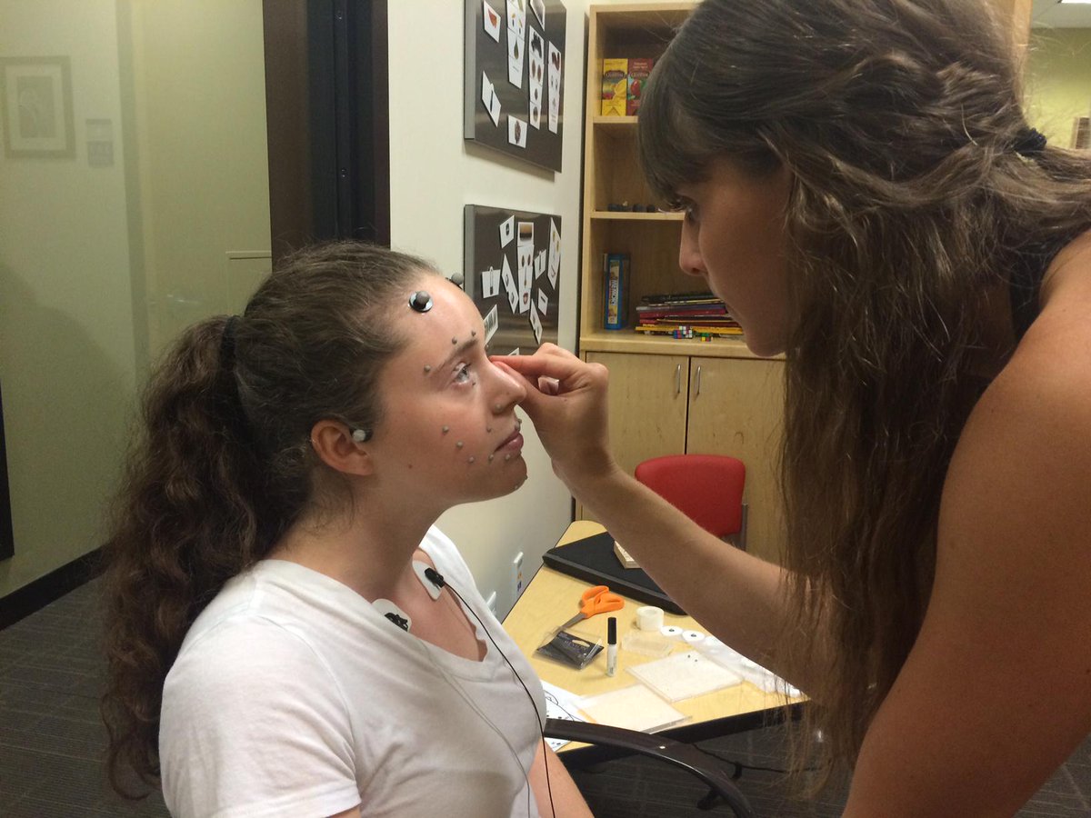 Training Day @EmersonFACElab! Volunteers Jenna and Natalie had a blast practicing placing facial markers!
