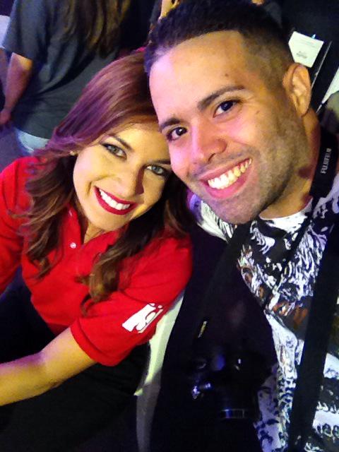 ffrmpr's tweet photo. @monikmc saludos aquí con una mujer que admiro mucho Dios te bendiga siempre éxito de todo corazón http://t.co/JMEurCxRuE