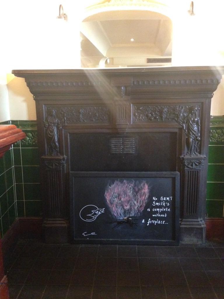 SS3GoatsHeads's tweet photo. @samsmithsbeer check out our new fire place! http://t.co/yxLu2DbQys