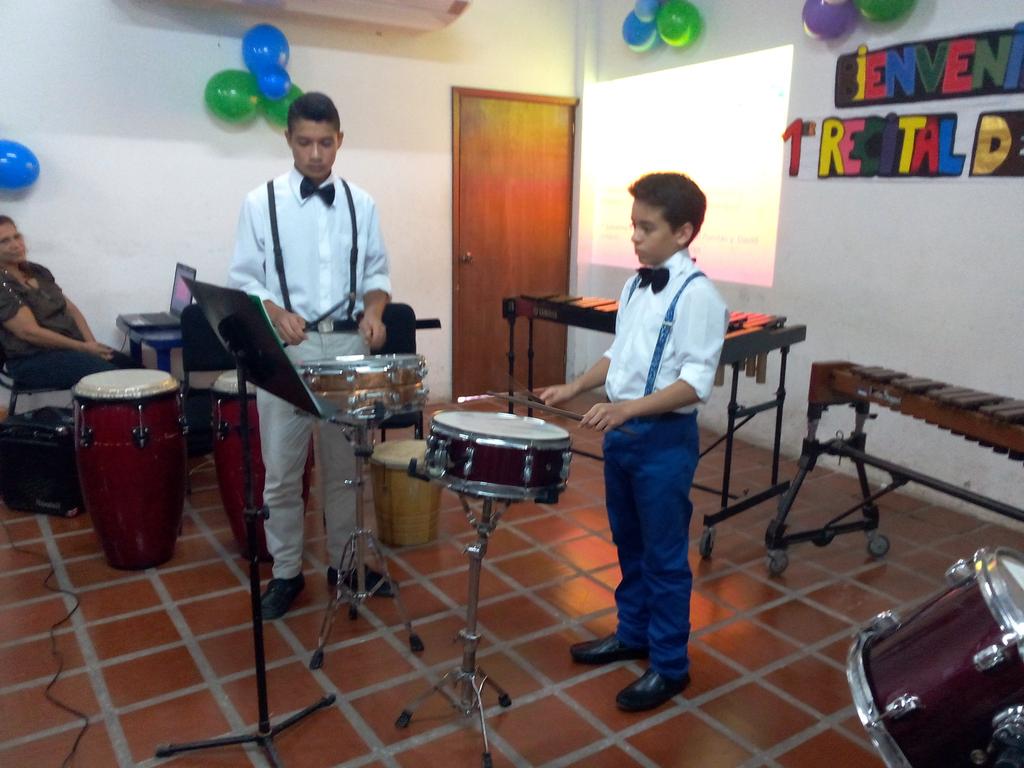 <a href="/elsistemafosijy/">Orquestadeyaritagua</a> <a href="/elsistema/">El Sistema</a>  Cátedra de percusión Individual