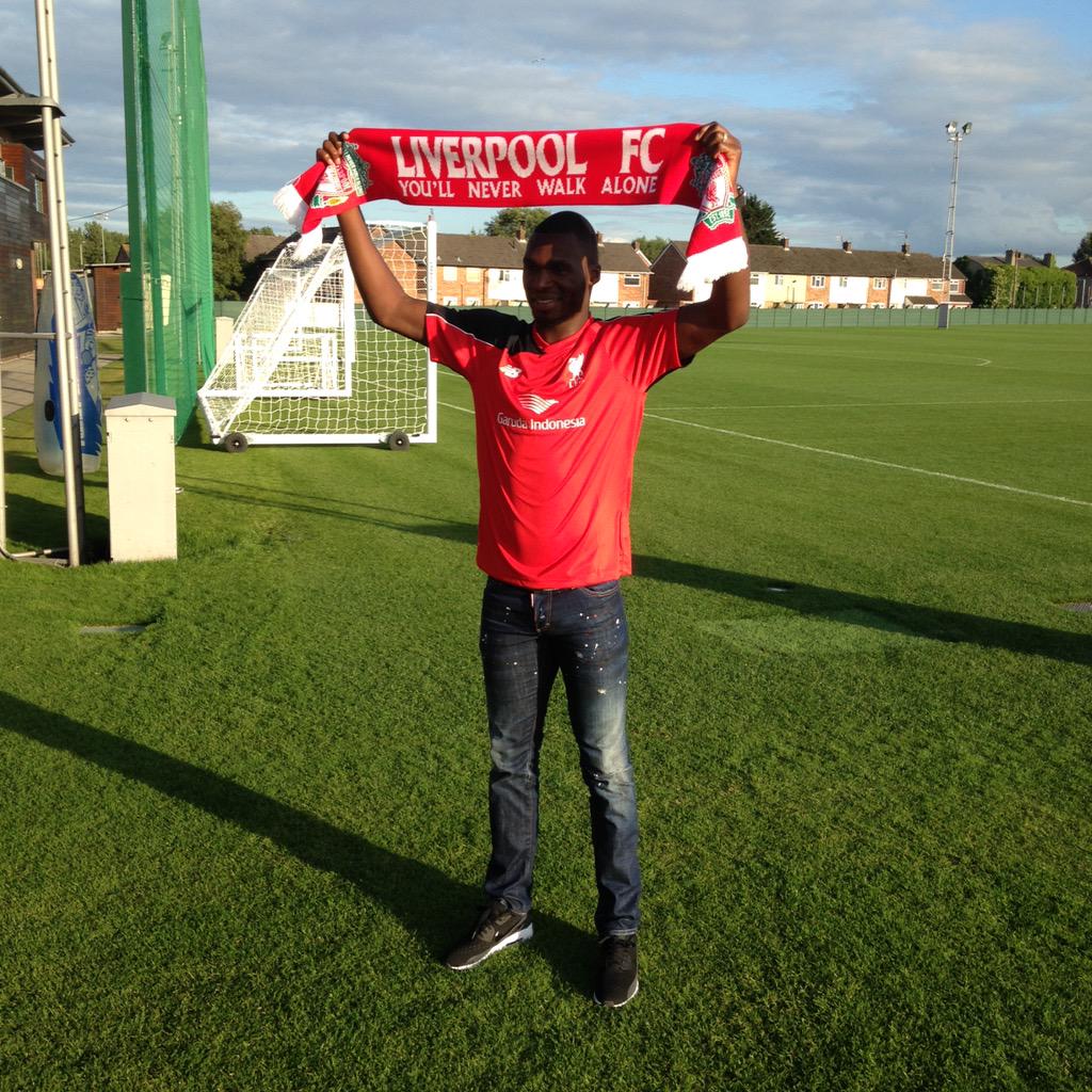 LFCTV's tweet photo. Watch the first interview with @bentekechris20 at 10pm on LFCTV. #BentekeLFC http://t.co/VjiZi85MFb